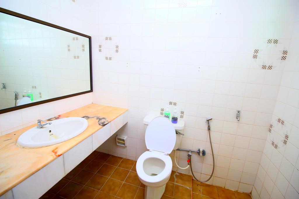 Come Inn Greenvilla Kuala Terengganu Exterior photo